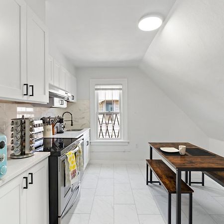 Cozy Gem In The Heart Of East Rock With Free Parking Near Yale And Dt Daire New Haven Dış mekan fotoğraf